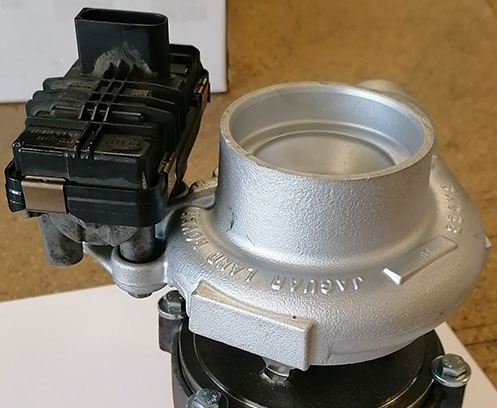 Land Rover EVOQUE Turbosuflanta AUTO noua sau reconditionata Reconditionata Land Rover EVOQUE 2.0TD