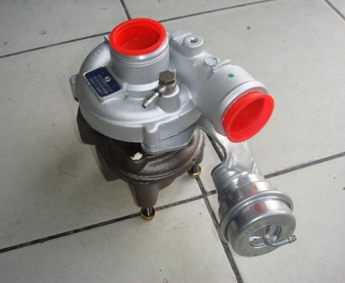 turbosuflantareconditionatavolkswagent425tdi1 Turbosuflanta AUTO noua sau reconditionata Reconditionata Volkswagen Touran 2.0TDi – AZV