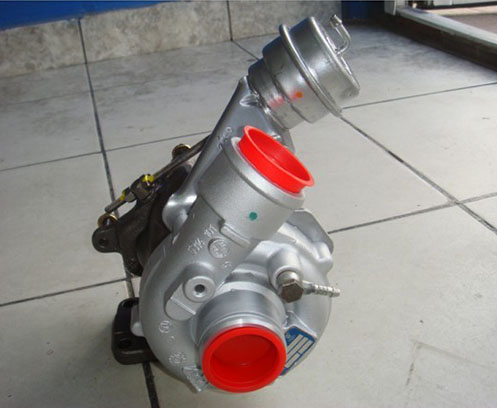 turbosuflantareconditionatavolkswagent425tdi3 Turbosuflanta AUTO noua sau reconditionata Reconditionata Volkswagen Touran 2.0TDi – AZV